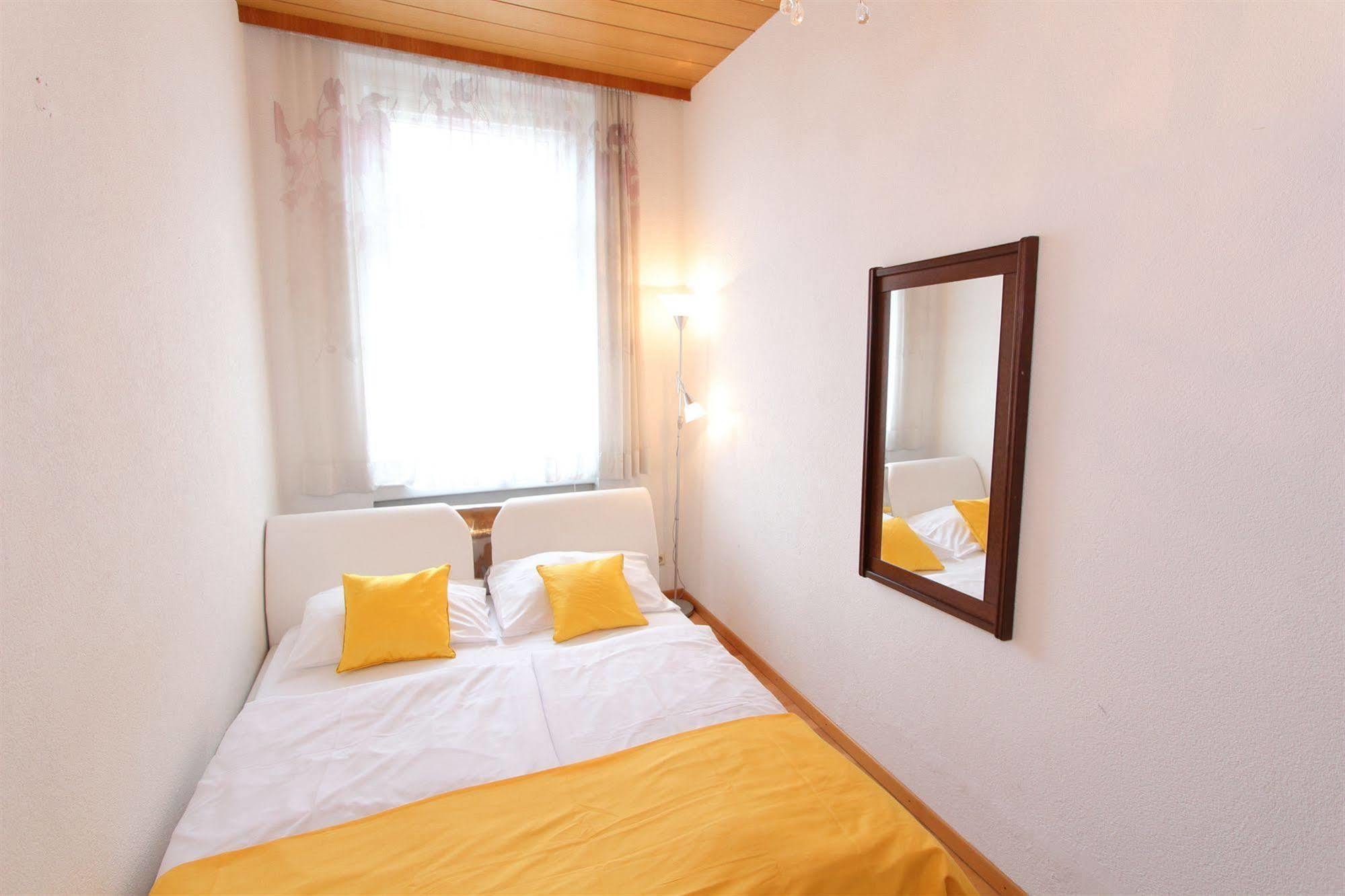 Checkvienna - Edelhof Apartments Экстерьер фото